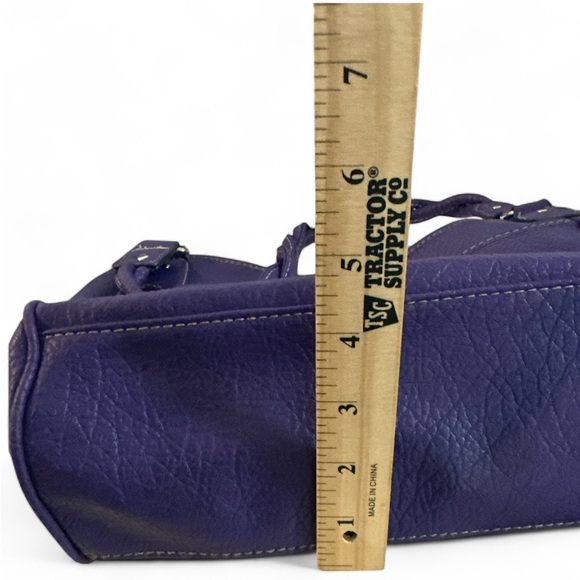 Treviso Purple Leather Women's Shoulder Bag - Picture 8 of 11